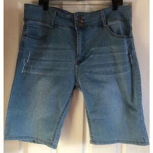 GS Jean Shorts Size 22